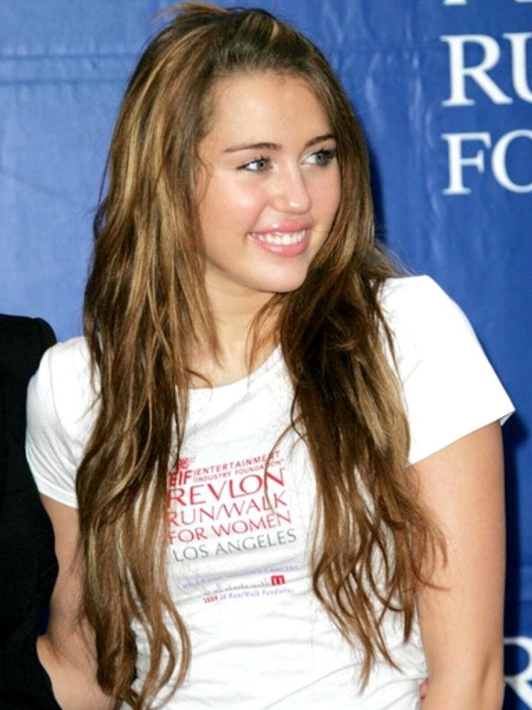 Miley Cyrus 8.5 x 11 Candid Color Photograph Art Print Photo Picture Collectibles:Photographic Images:Photographs Style Your Walls
